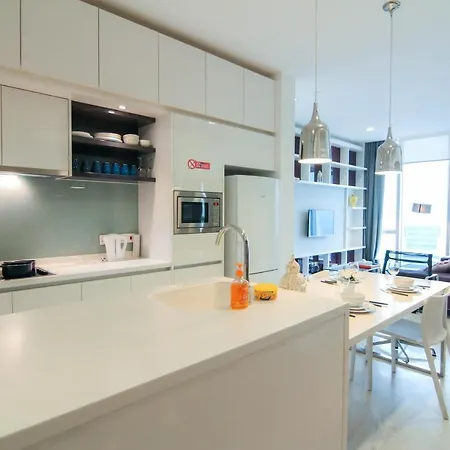 Dolphin Platinum Klcc Kuala Lumpur Apartment Exterior photo
